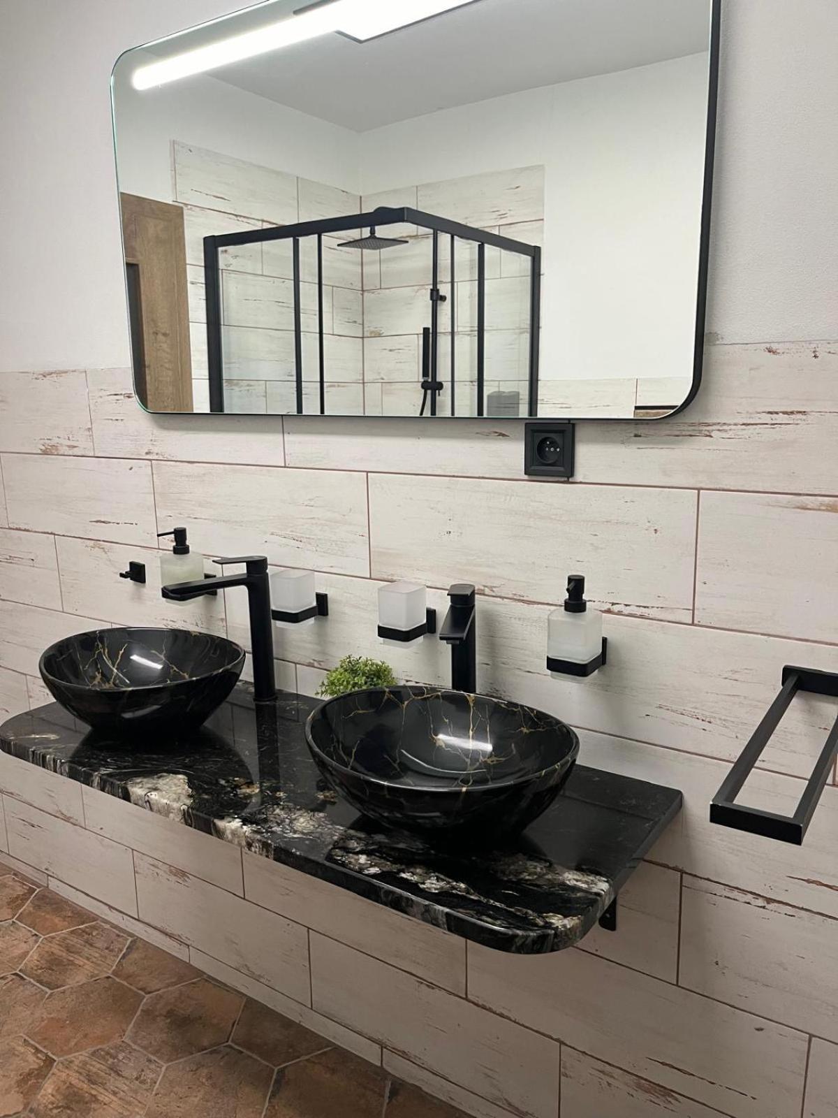 Iq Apartments Preszów Zewnętrze zdjęcie
